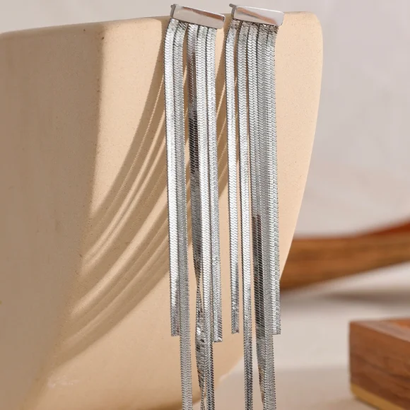 Perfect Gold Tassel Long Earrings - Picture 6 of 7